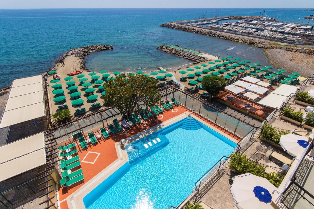 Bellevue Et Mediterranee Hotel Diano Marina